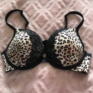 Cacique leopard print bra 38C